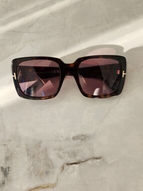 Tom Ford Women's Tortoiseshell Square Sunglasses with Brown-Purple Lenses